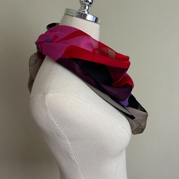 Vintage Abstract Floral Print Scarf - Picture 10 of 11